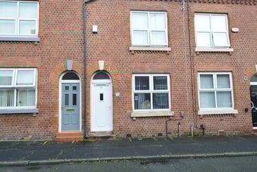 3 bed house, Langton Street, Charlestown, Salford, M65PU - Image 1