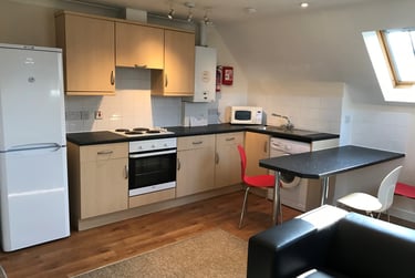 2 bed flat, Talbot Road, Winton, Bournemouth, BH92EU - Image 6