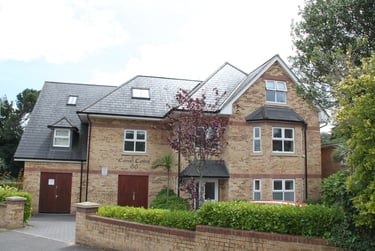 1 bed flat, Talbot Road, Winton, Bournemouth, BH92EU - Image 1