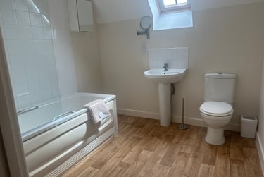 2 bed flat, Talbot Road, Winton, Bournemouth, BH92EU - Image 10