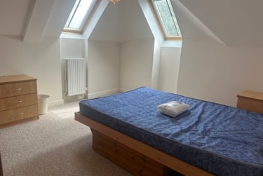 2 bed flat, Talbot Road, Winton, Bournemouth, BH92EU - Image 2