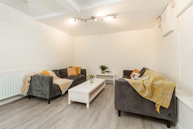 7 bed house, Trafalgar Street, Devonshire Green, Sheffield, S14GN - Image 2