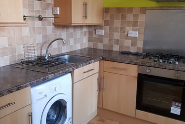3 bed flat, Filey Street, Broomhall, Sheffield, S102FG - Image 2
