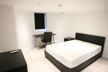 6 bed house, Claremont Road, Wavertree, Liverpool, L153HH - Image 2