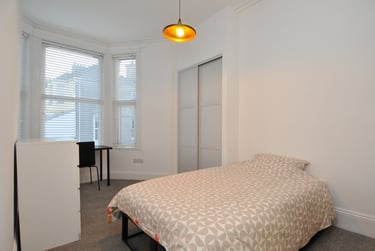 6 bed house, Greenbank Avenue, Lipson, Plymouth, PL48PX - Image 4