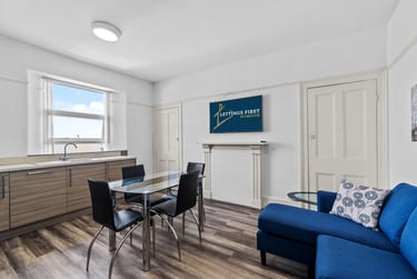 4 bed flat, Woodland Terrace, Greenbank, Plymouth, PL48NL - Image 2