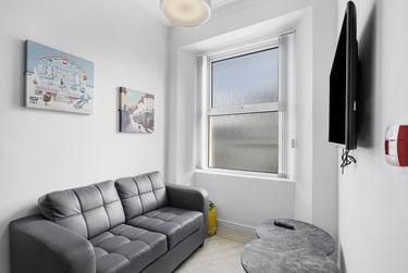 3 bed flat, North Road East, City Centre, Plymouth, PL46AL - Image 4