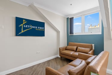 3 bed flat, North Road East, City Centre, Plymouth, PL46AL - Image 3