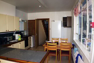 5 bed house, Bernard Street, Uplands, Swansea, SA20HT - Image 2