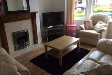 5 bed house, Derby Road, Fallowfield, Manchester, M146US - Image 1