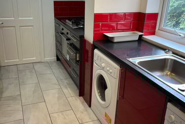 5 bed house, Kenmare rd, Smithdown Road, Liverpool, L153HJ - Image 2