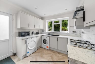 5 bed house, St. Helens Avenue, Brynmill, Swansea, SA14NE - Image 2