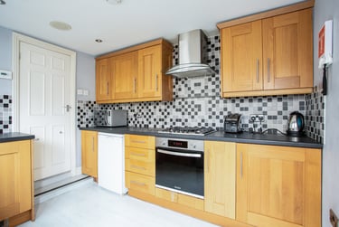 4 bed house, Granville Street, St Pauls, Cheltenham, GL504BL - Image 2