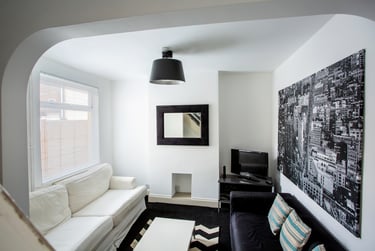 4 bed house, Granville Street, St Pauls, Cheltenham, GL504BL - Image 1