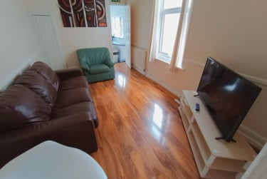 5 bed house, Hudson Road, Southsea, Portsmouth, PO51HD - Image 1