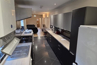 6 bed house, Seaford Street, Shelton, Stoke, ST42EU - Image 7