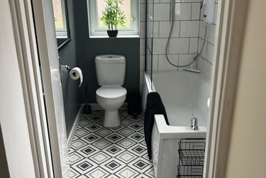 4 bed house, Portland Street, St Sidwells, Exeter, EX12EQ - Image 2