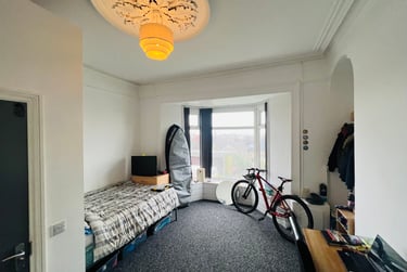 4 bed flat, 17 Woodlands Terrace, City centre, Swansea, SA16BR - Image 7