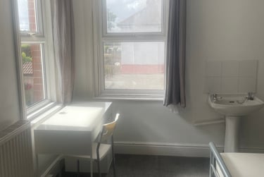 6 bed house, Boundary road, Near university, Bournemouth, BH104HJ - Image 9