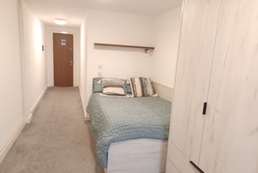 4 bed flat, Gildart Street, City centre, Liverpool, L38ET - Image 3