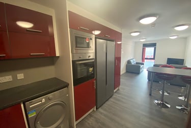 4 bed flat, Gildart Street, City centre, Liverpool, L38ET - Image 2