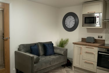 2 bed flat, Mulberry Street, Georgian Quarter, Liverpool, L77EE - Image 3