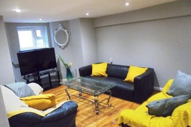 9 bed house, Mauldeth Road Fallowfield, Fallowfield, Manchester, M204NF - Image 3