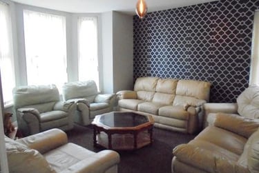 9 bed house, Everett Road, Fallowfield, Manchester, M203EA - Image 4