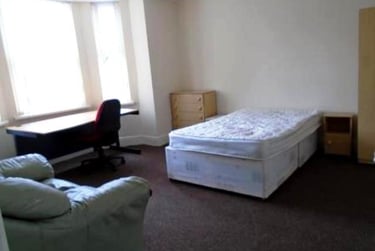 9 bed house, Everett Road, Withington, Manchester, M203EA - Image 2