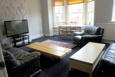 7 bed house, Goulden Road, West Didsbury, Manchester, M204ZF - Image 2