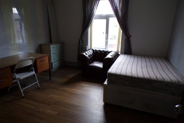 9 bed house, Mauldeth Road, Fallowfield, Manchester, M204NF - Image 9