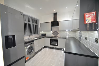 6 bed house, Belgrave Avenue, Longsight, Manchester, M145DL - Image 12