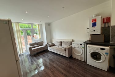 6 bed house, Belgrave Avenue, Longsight, Manchester, M145DL - Image 4