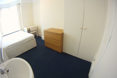 8 bed house, Iffley Road, Iffley, Oxford, OX41SD - Image 1