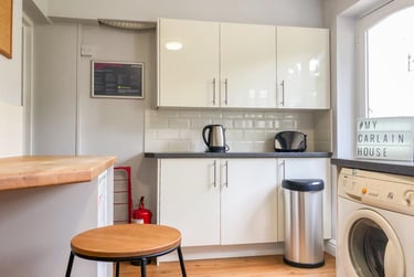 4 bed house, Courtenay Street, Francis Close Hall, Cheltenham, GL504LR - Image 1