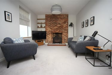 4 bed house, Fairview Street, City Centre, Cheltenham, GL522JJ - Image 1