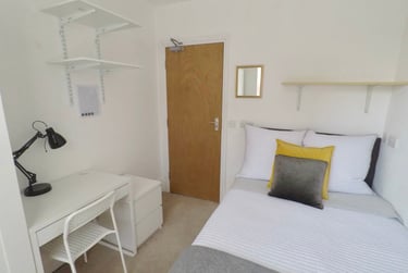 6 bed house, Cromwell Street, City Centre, Gloucester, GL11RE - Image 3