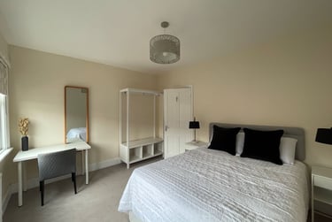 4 bed house, Alstone Avenue, St Pauls, Cheltenham, GL518EJ - Image 3