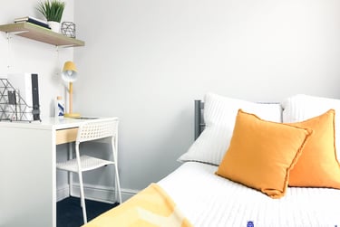 7 bed house, Portland Square, Pittville, Cheltenham, GL522HS - Image 2