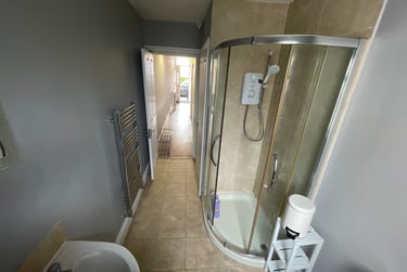 5 bed house, Courtenay Street, Francis Close Hall, Cheltenham, GL504LR - Image 2