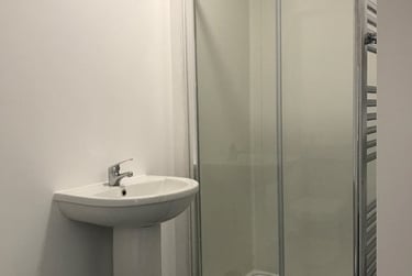 6 bed house, Albert Street, St Pauls, Cheltenham, GL504HS - Image 4