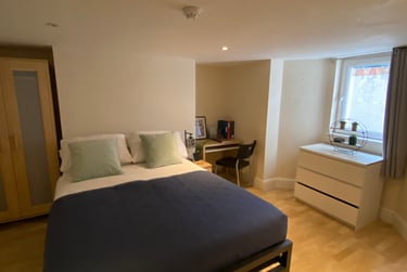 8 bed house, Monson Avenue, City Centre, Cheltenham, GL504EN - Image 5