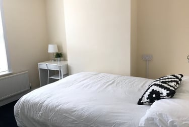 6 bed house, Albert Street, St Pauls, Cheltenham, GL504HS - Image 5