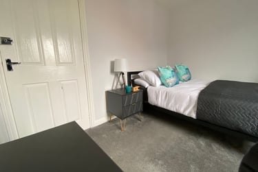 5 bed house, Longhorn Avenue, Kingsholm, Gloucester, GL12BL - Image 9