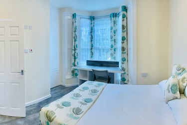 1 bed house, Rhyddings park road, Brynmill, Swansea, SA20AQ - Image 3