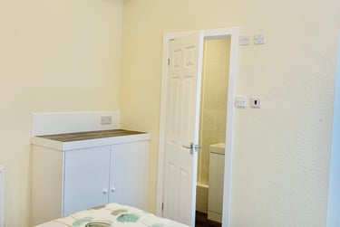 1 bed house, Rhyddings park road, Brynmill, Swansea, SA20AQ - Image 6