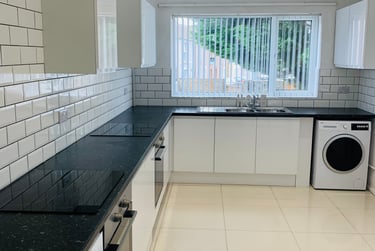 7 bed house, Brunswick Street, Uplands, Swansea, SA14JP - Image 1