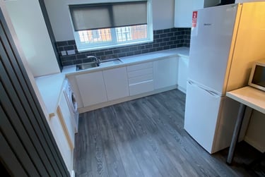 3 bed flat, Oxheys Court Oxheys Street, Plungington, Preston, PR17PS - Image 1