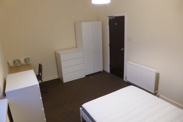 5 bed house, Oxford Street, Central, Swansea, SA13JA - Image 9