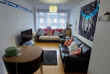 5 bed house, Queens Drive, Stoughton, Guildford, GU29PP - Image 1